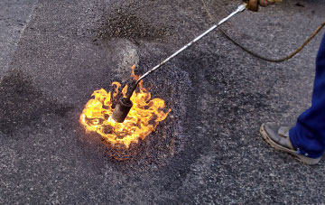 Thorpe Tilney flat roofing repairs